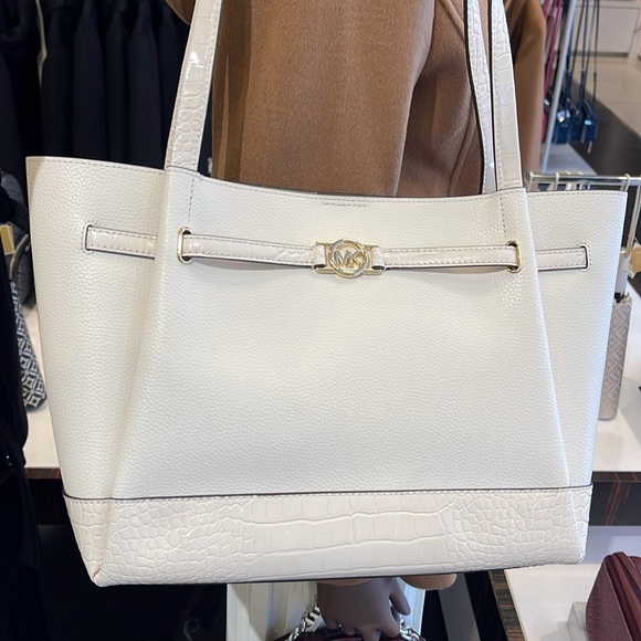 MICHAEL KORS
Reed Lg Leather Belted Satchel Shoulder Handbag 
Light Cream Crocod - Picture 12 of 16